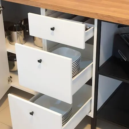 Modernes Grossraeumiges - Zwei Baeder Appartement